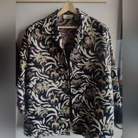 Erin London Vintage blazer in a gorgeous safari print - Picture 1 of 5